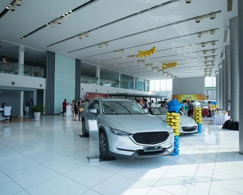 Commercial Cleaning Services for Car Dealerships in Florida with JANECO